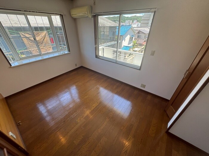 物件内観写真8　(居室)