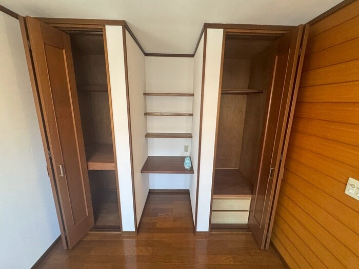 物件内観写真13　(収納)