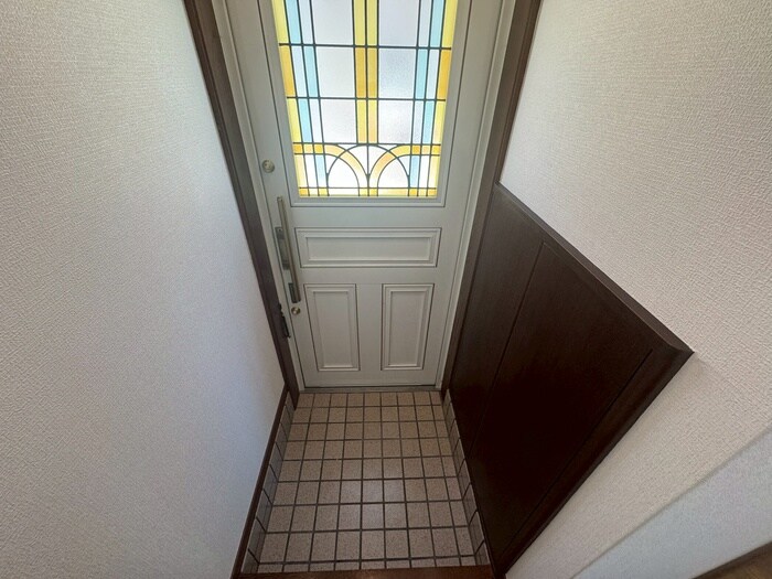 物件内観写真14　(玄関)