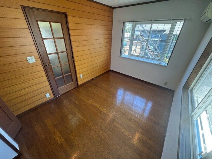 物件内観写真21　(居室)