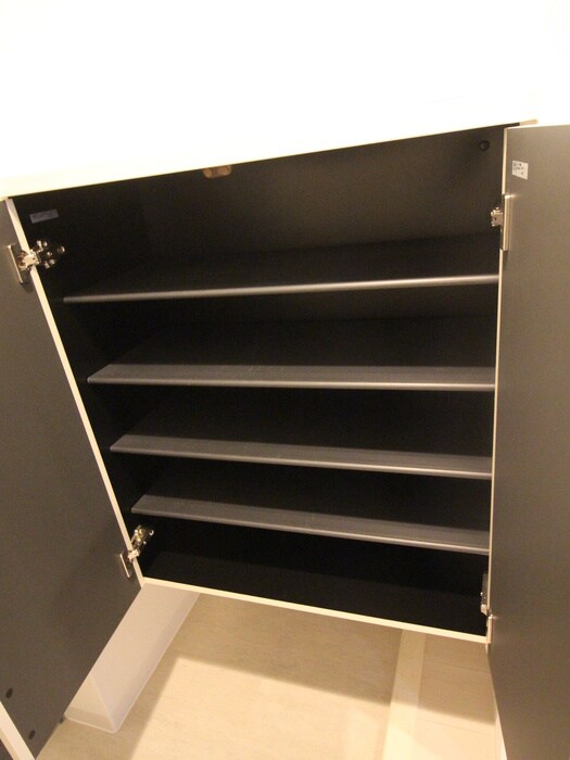 物件内観写真9　(靴箱)