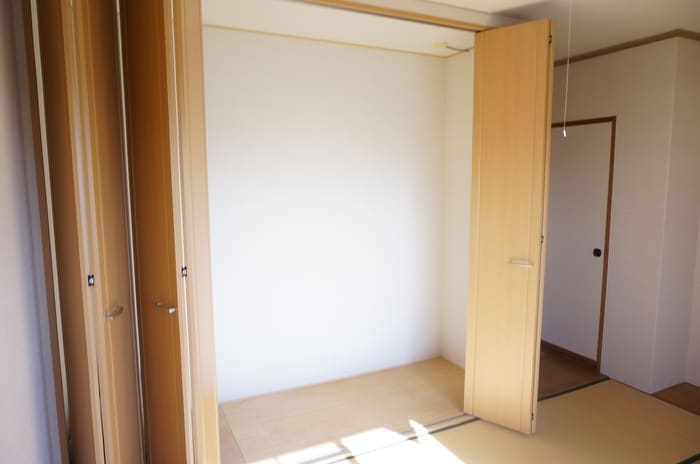 物件内観写真12　(収納)