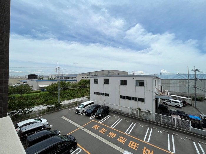 物件内観写真22　(室内からの展望)