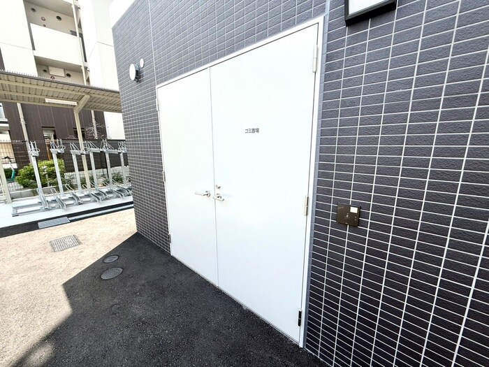 物件外観写真6　(建物設備)