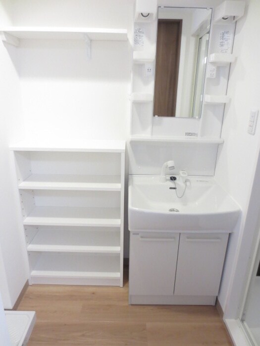 物件内観写真9　(洗面)