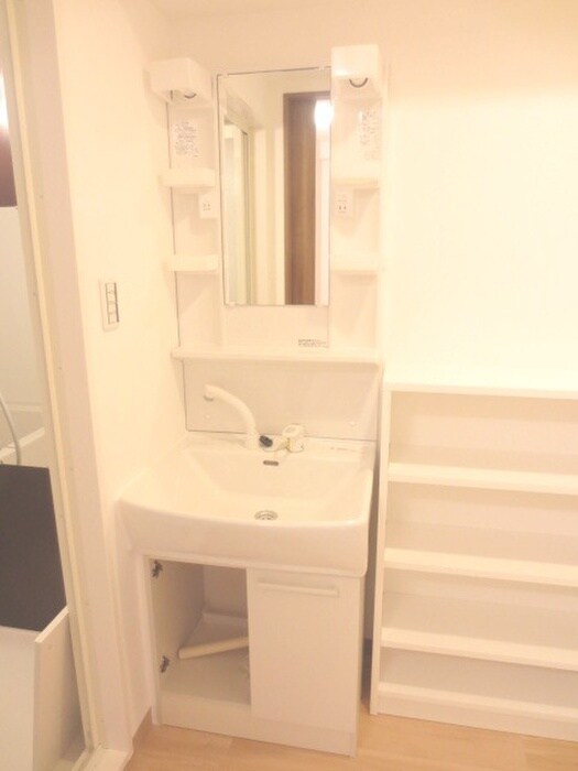 物件内観写真10　(洗面)