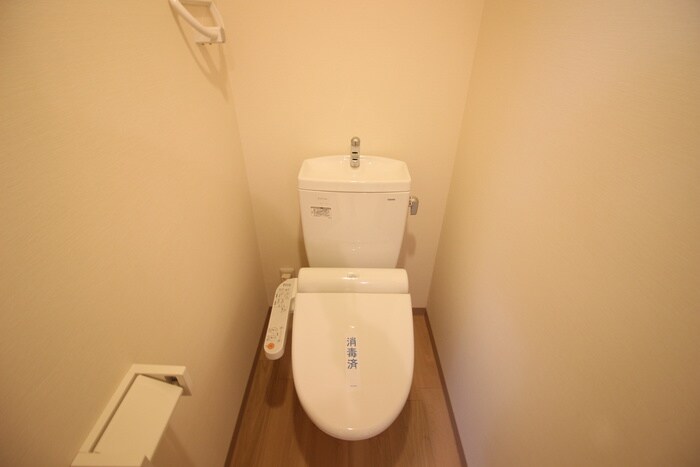 物件内観写真10　(トイレ)