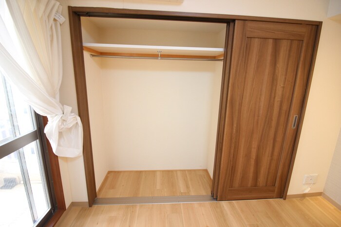 物件内観写真12　(収納)
