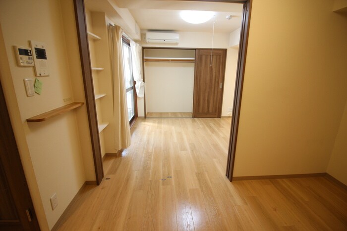 物件内観写真14　(廊下)