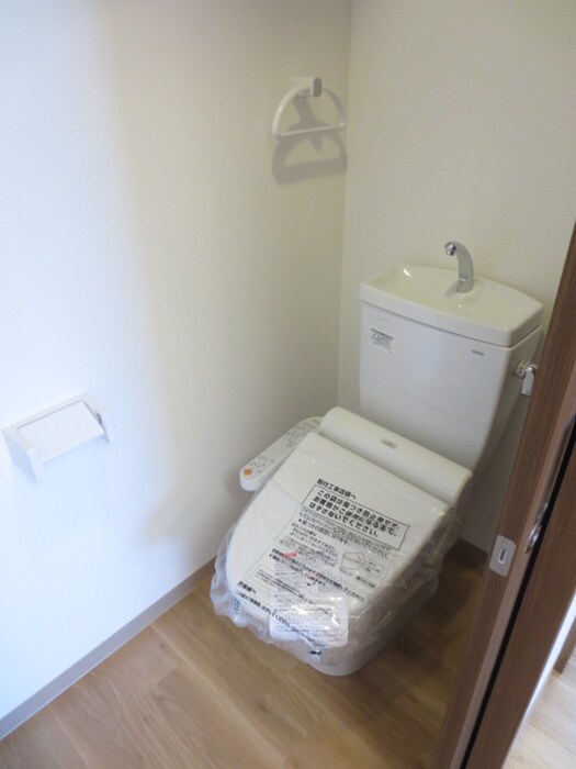 物件内観写真16　(トイレ)