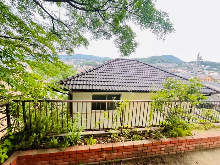 物件内観写真20　(室内からの展望)