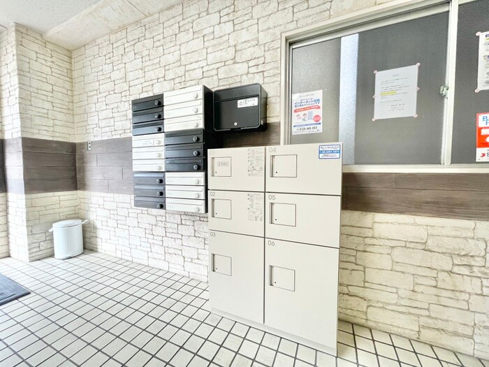 物件外観写真6　(建物設備)