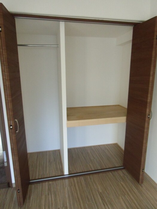 物件内観写真11　(収納)