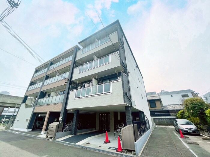 物件外観写真1　(外観写真)