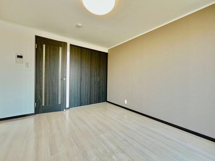 物件内観写真18　(居室)