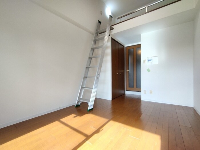 物件内観写真8　(居室)