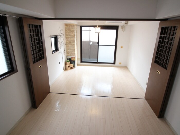 物件内観写真9　(居室)