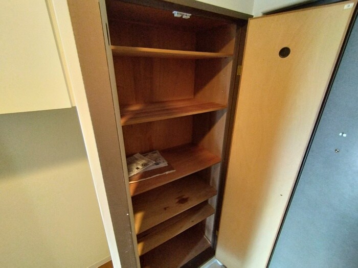 物件内観写真15　(靴箱)