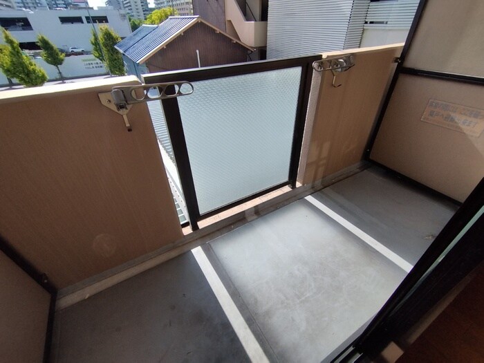 物件内観写真16　(ベランダ・バルコニー)