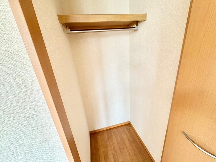 物件内観写真9　(収納)