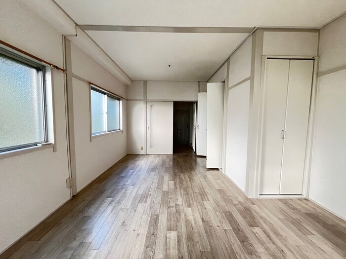 物件内観写真10　(居室)