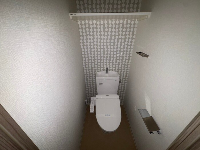 物件内観写真13　(トイレ)
