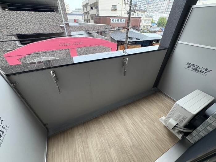 物件内観写真15　(ベランダ・バルコニー)