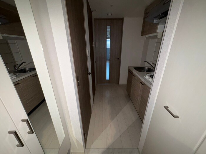 物件内観写真20　(廊下)