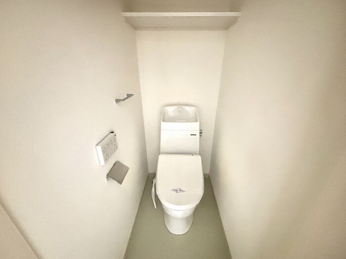 物件内観写真9　(トイレ)