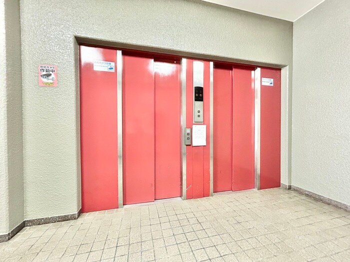 西道頓堀ハイツＢ棟の建物設備