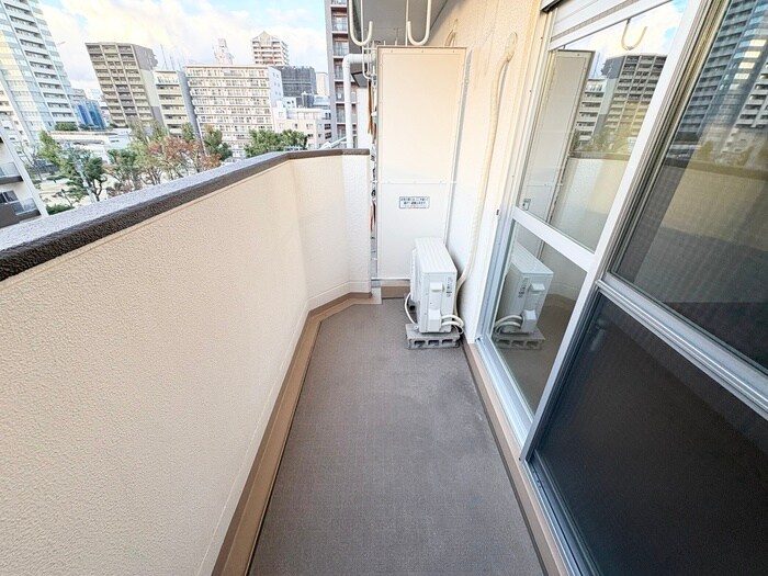 西道頓堀ハイツＢ棟のベランダ・バルコニー