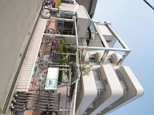 川島第８ビル外観写真