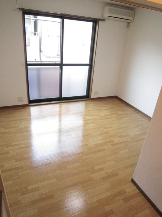 物件内観写真14　(居室)