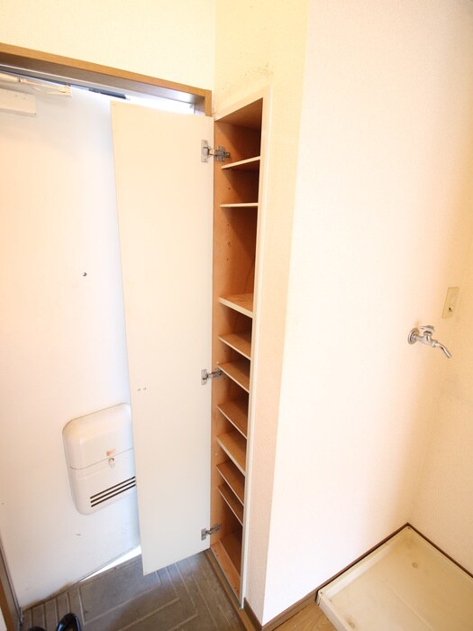 物件内観写真17　(靴箱)