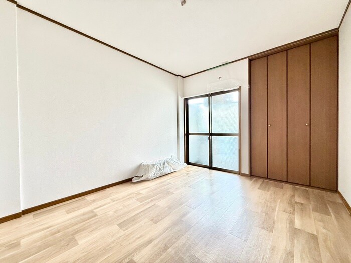 物件内観写真12　(居室)