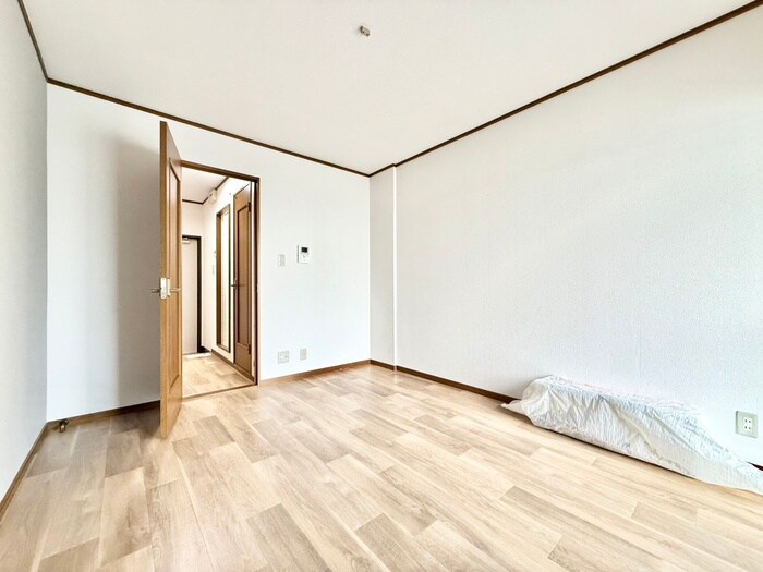 物件内観写真15　(居室)