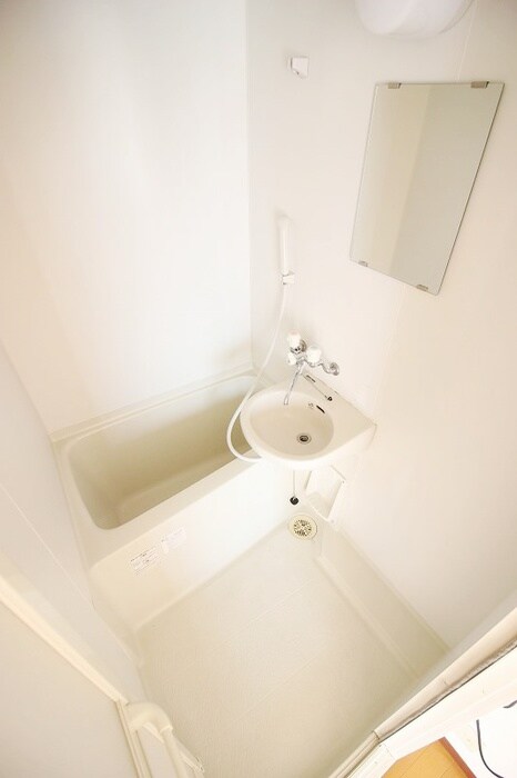 物件内観写真13　(バス／シャワールーム等)