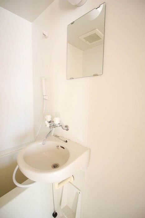 物件内観写真15　(洗面)