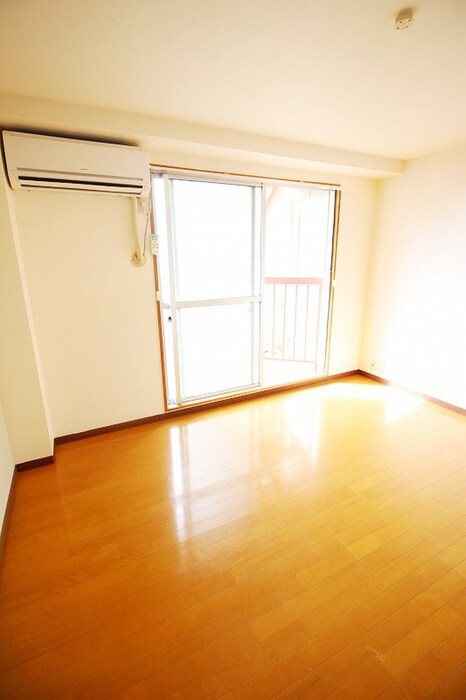 物件内観写真17　(居室)