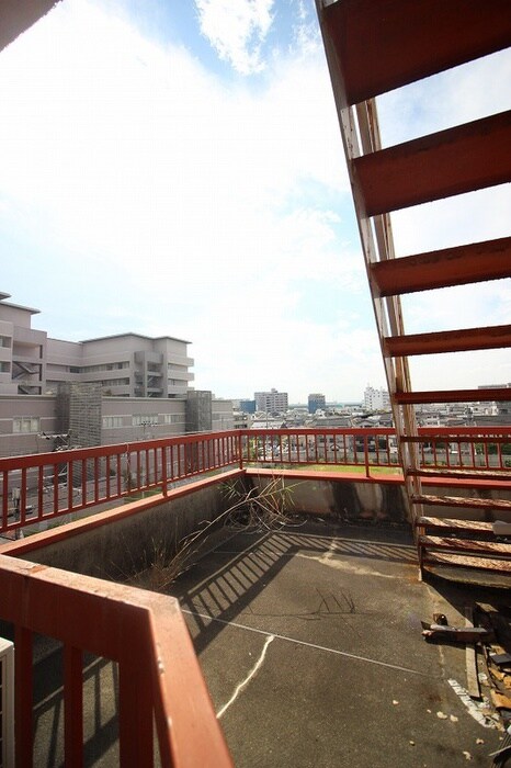 物件内観写真20　(室内からの展望)