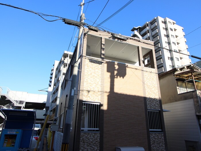 物件外観写真2　(外観写真)