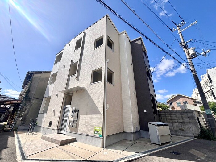 物件外観写真1　(外観写真)