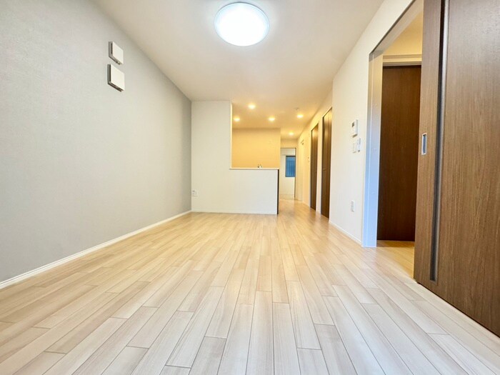 物件内観写真8　(居室)