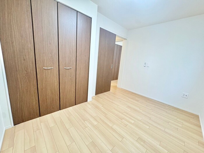 物件内観写真9　(居室)