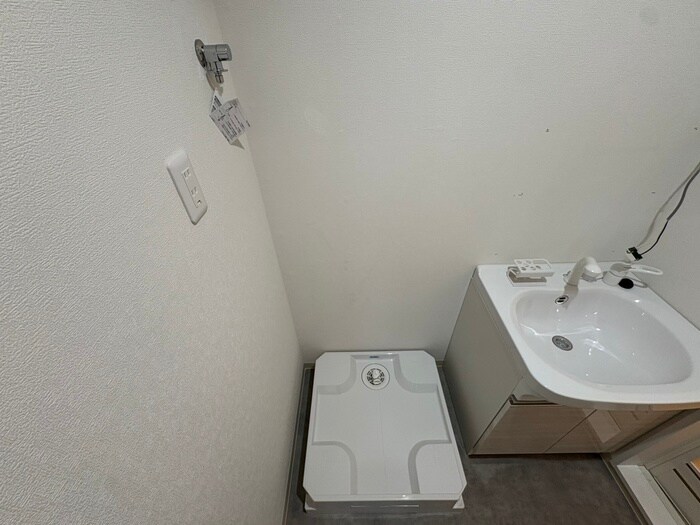 物件内観写真20　(洗濯機置場)