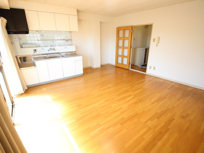 物件内観写真9　(居室)