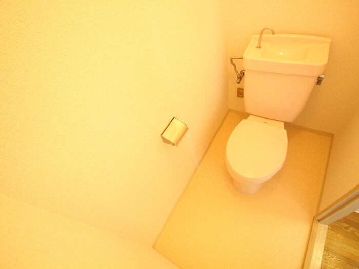 物件内観写真14　(トイレ)