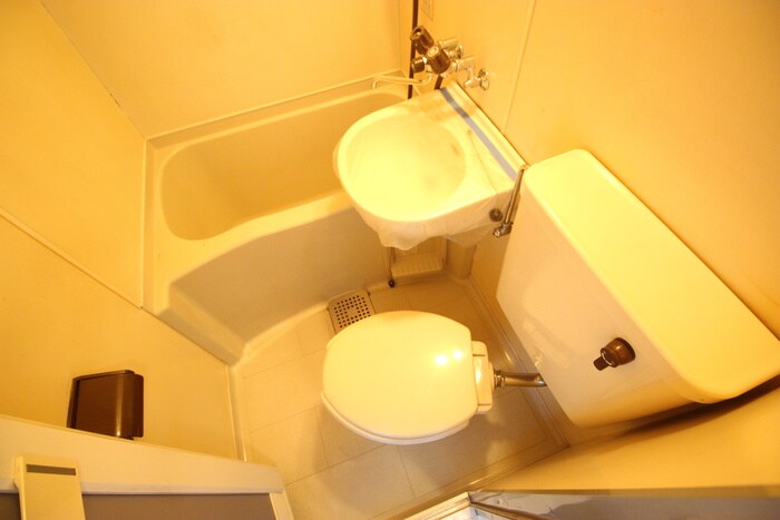 物件内観写真14　(トイレ)