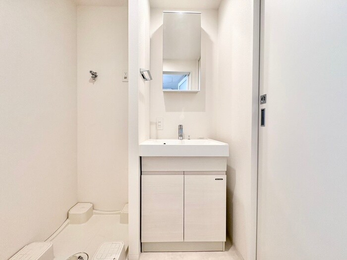 物件内観写真12　(洗面)