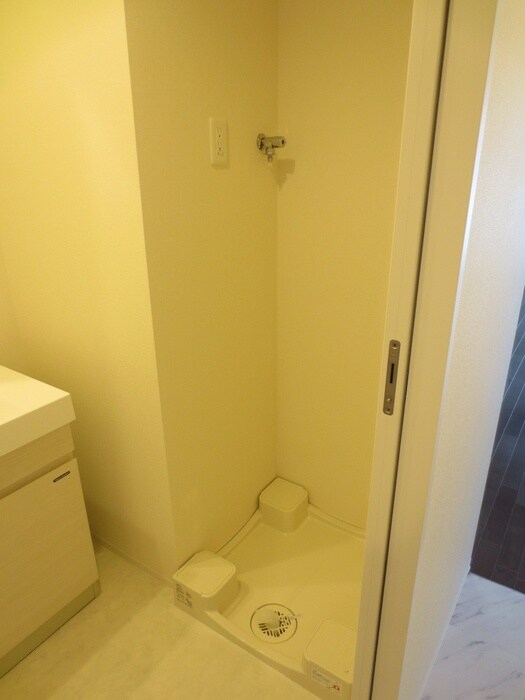 物件内観写真20　(洗濯機置場)